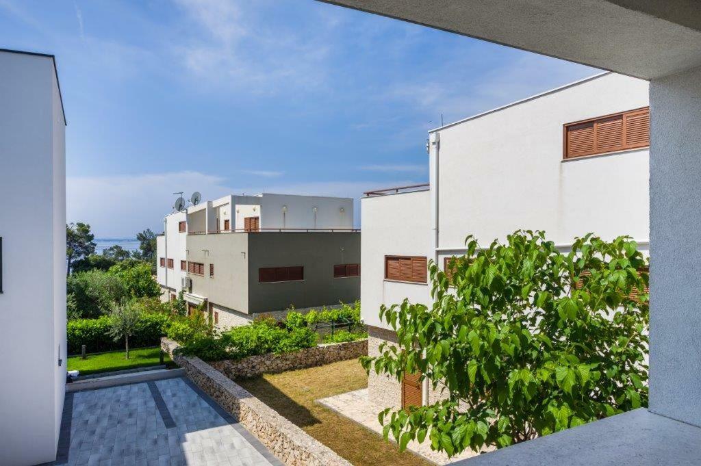 Apartmani Paradise Petrcane Exterior photo