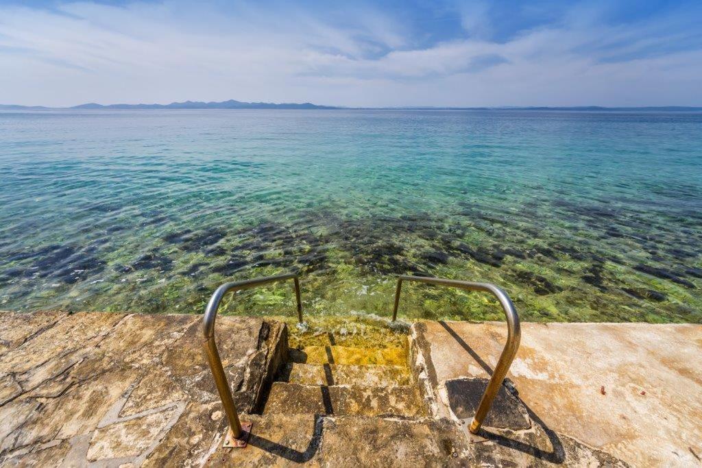 Apartmani Paradise Petrcane Exterior photo